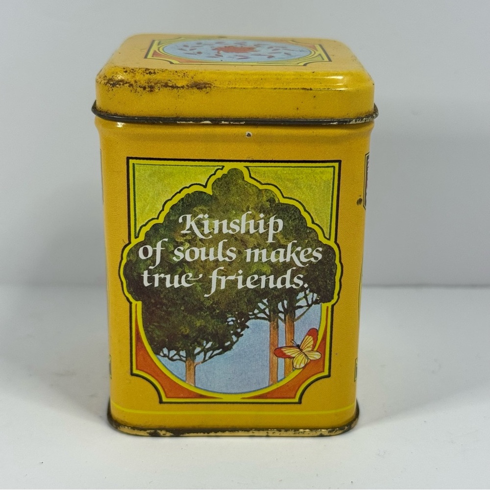 Vintage Unicorn Friends Yellow Candle Holder - Picture 2 of 9